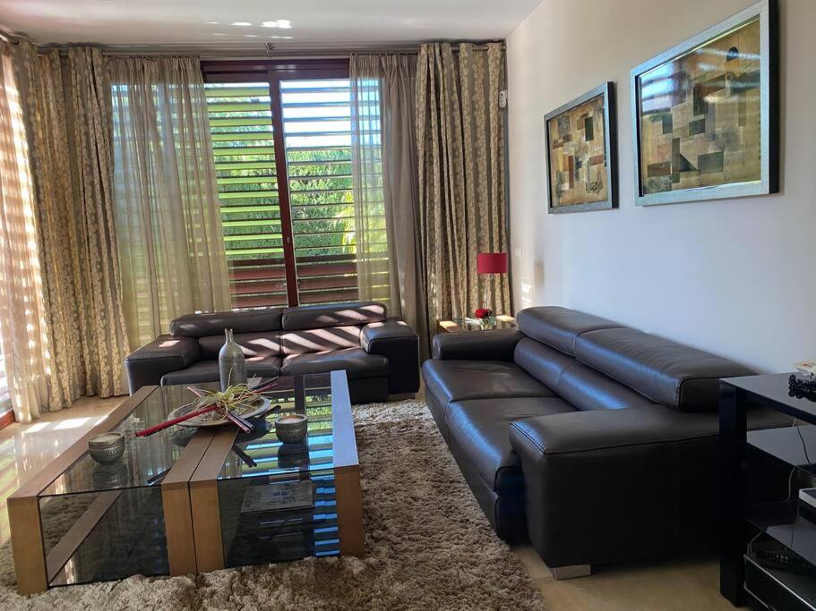 Modern 5-Bedroom Villa With Pool Montequinto Exterior foto